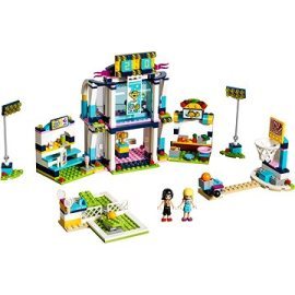 Lego Friends 41338 Stephanie ve sportovní aréně