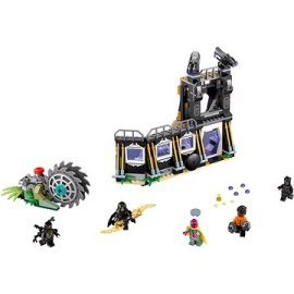 Lego Super Heroes 76103 Corvus Glaive útočí