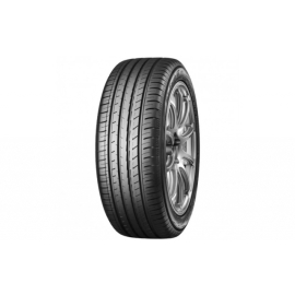 Yokohama AE51 215/45 R16 90V