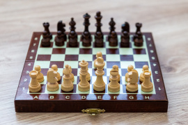 Magnetické drevené šachy malé