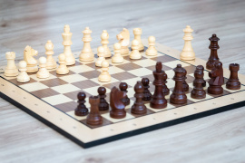 Drevené šachy staunton